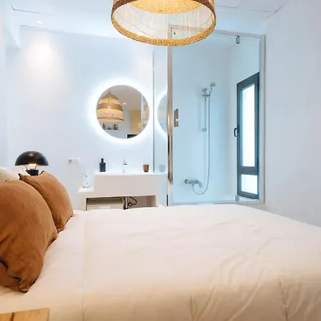 Downtown Penthouse With Views Mora Apartment